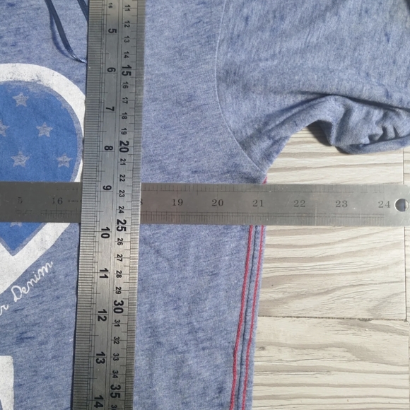 Tommy Hilfiger T-Shirt Women's Medium Blue Short Sleeve Graphic Logo Casual - Picture 5 of 6